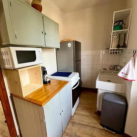 La Petite Ourse Maison De Village A Oust Extérieur photo